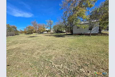 102 E Main Street, Gatesville, TX 76528 - Photo 23