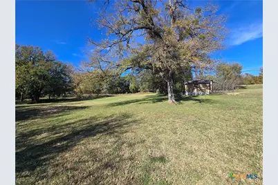 102 E Main Street, Gatesville, TX 76528 - Photo 27