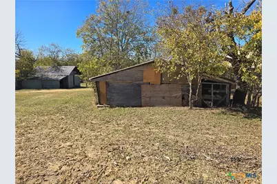 102 E Main Street, Gatesville, TX 76528 - Photo 29