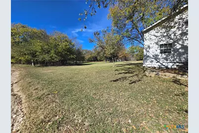 102 E Main Street, Gatesville, TX 76528 - Photo 21