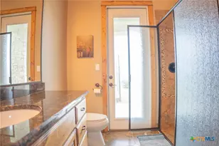 2810 Bridlewood Ranches Dr, San Marcos, TX 78666 - Photo 25