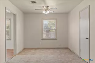 1612 S 49th St, Temple, TX 76504 - Photo 7