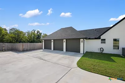 6911 Ben Houston Court, Temple, TX 76502 - Photo 37