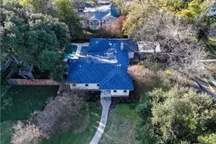 812 N Penelope St, Belton, TX 76513 - Photo 35