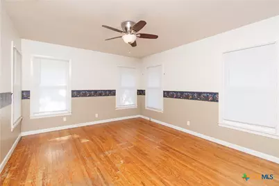 812 N Penelope Street, Belton, TX 76513 - Photo 19