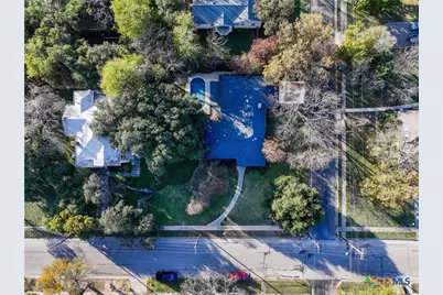 812 N Penelope Street, Belton, TX 76513 - Photo 33