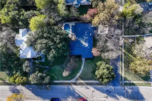 812 N Penelope St, Belton, TX 76513 - Photo 33