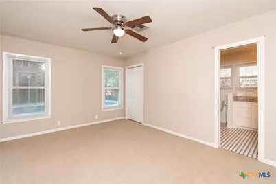 812 N Penelope Street, Belton, TX 76513 - Photo 13