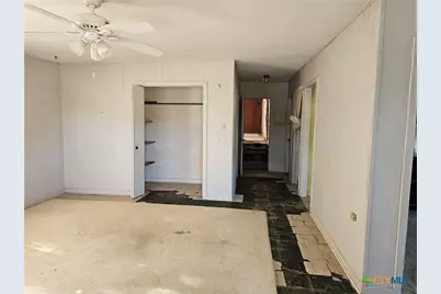 110 Maricopa Drive, Canyon Lake, TX 78133 - Photo 33