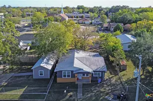 767 Taylor Ave, Seguin, TX 78155 - Photo 23