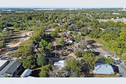 767 Taylor Avenue, Seguin, TX 78155 - Photo 31