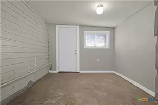 767 Taylor Ave, Seguin, TX 78155 - Photo 19