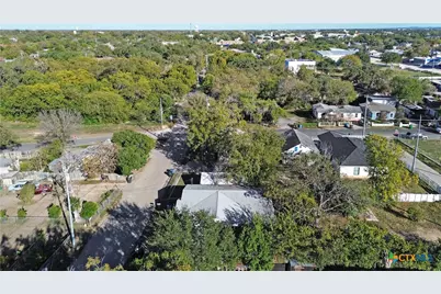 767 Taylor Avenue, Seguin, TX 78155 - Photo 25