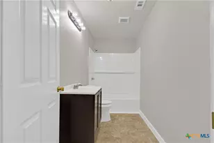 767 Taylor Ave, Seguin, TX 78155 - Photo 17