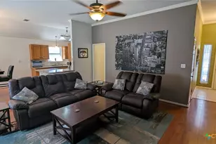 1301 Girard St, San Marcos, TX 78666 - Photo 9