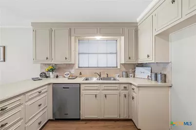 3601 Willow Bend Circle, Waco, TX 76708 - Photo 11