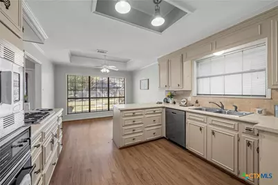 3601 Willow Bend Circle, Waco, TX 76708 - Photo 13