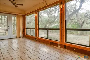 3290 River Oaks Dr, New Braunfels, TX 78132 - Photo 13