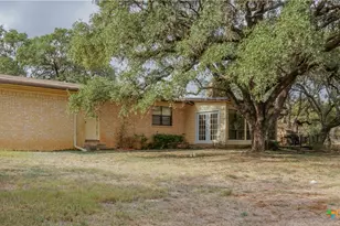 3290 River Oaks Dr, New Braunfels, TX 78132 - Photo 3