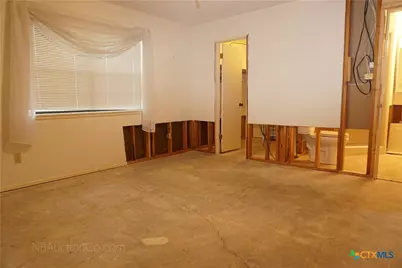 3290 River Oaks Drive, New Braunfels, TX 78132 - Photo 11