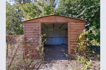 103 Lackey, Florence, TX 76527 - Photo 39