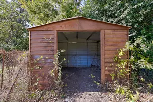 103 Lackey, Florence, TX 76527 - Photo 39