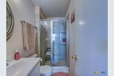 103 Lackey, Florence, TX 76527 - Photo 27