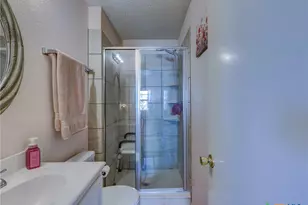 103 Lackey, Florence, TX 76527 - Photo 27