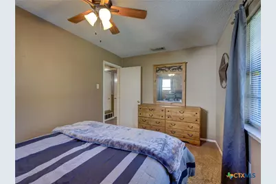 103 Lackey, Florence, TX 76527 - Photo 17