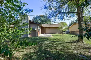 103 Lackey, Florence, TX 76527 - Photo 11