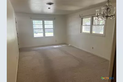 206 W Young, Temple, TX 76501 - Photo 3