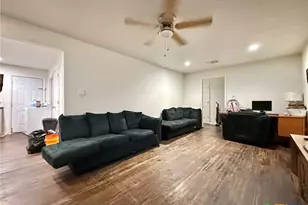 908 Wells St, Killeen, TX 76541 - Photo 5