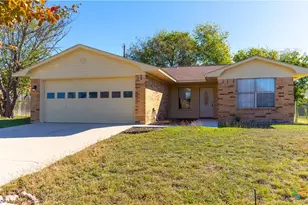 2402 Lazy Ridge Dr, Killeen, TX 76543 - Photo 1