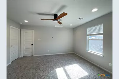 108 Old Stagecoach Road, Jarrell, TX 76537 - Photo 33