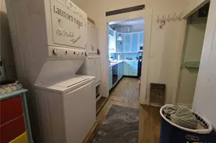 504 E Walnut St, Lometa, TX 76853 - Photo 15