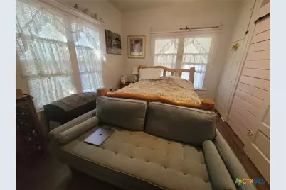 504 E Walnut Street, Lometa, TX 76853 - Photo 13