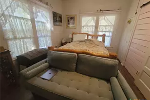 504 E Walnut St, Lometa, TX 76853 - Photo 13