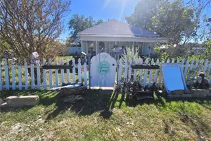 504 E Walnut St, Lometa, TX 76853 - Photo 25