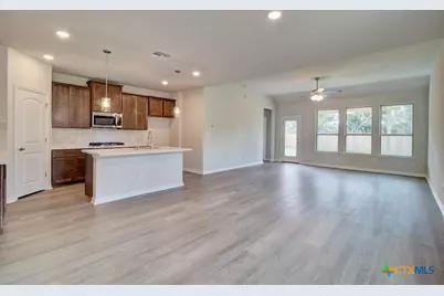 832 Little Pebble, New Braunfels, TX 78130 - Photo 11