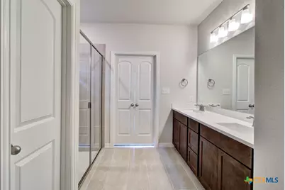 832 Little Pebble, New Braunfels, TX 78130 - Photo 9