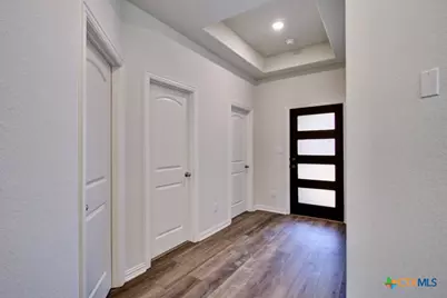 943 Creek Bed Drive, New Braunfels, TX 78130 - Photo 7