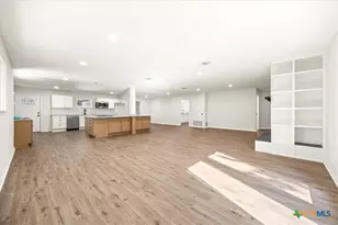 192 Oriole Dr, New Braunfels, TX 78130 - Photo 11