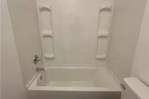 1017 W Nueces St, Victoria, TX 77901 - Photo 19