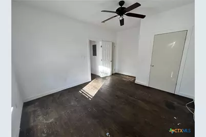 1017 W Nueces Street, Victoria, TX 77901 - Photo 29