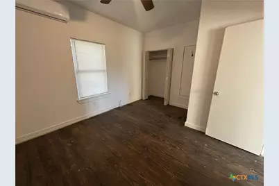 1017 W Nueces Street, Victoria, TX 77901 - Photo 15