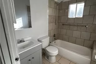 1017 W Nueces St, Victoria, TX 77901 - Photo 27