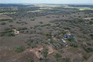 389 Hausmann Rd, Cuero, TX 77954 - Photo 19