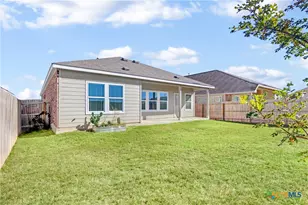 8904 James Bowie, Seguin, TX 78155 - Photo 37