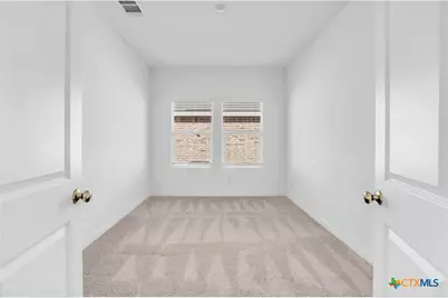 8904 James Bowie, Seguin, TX 78155 - Photo 29