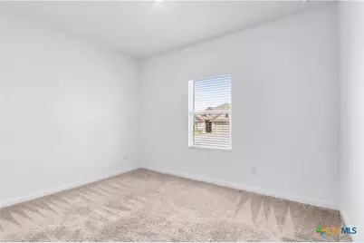 8904 James Bowie, Seguin, TX 78155 - Photo 11